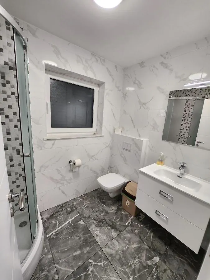 Apartmani M&L I M&J Malinska Apartmán
