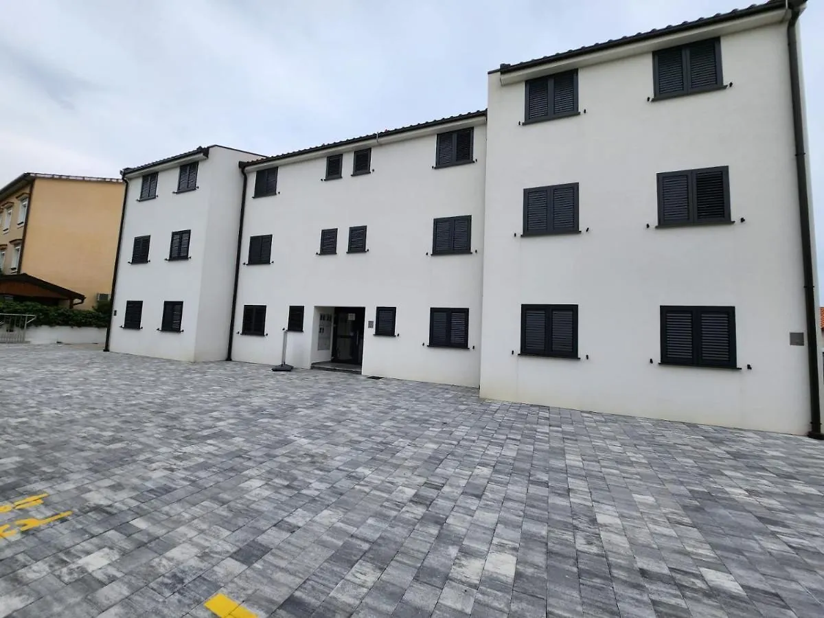 Apartmani M&L I M&J Malinska